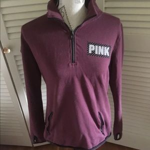 Pullover Maroon Vs Pink Jacket